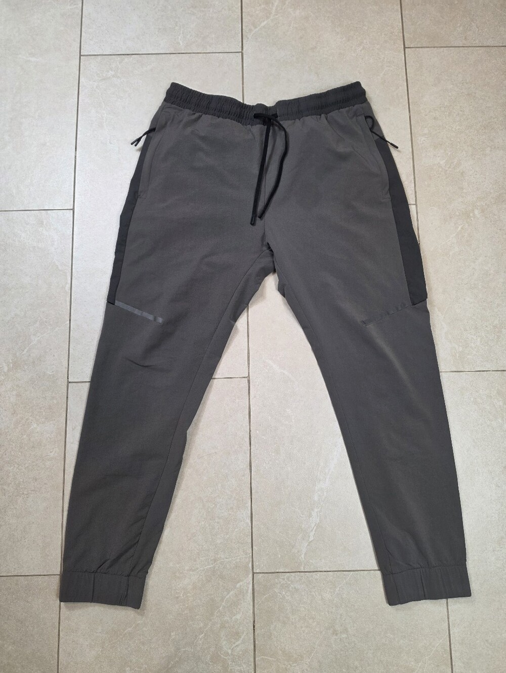 Under 510 Athletic Jogger Pants 32x26 Gray Nylon Stretch Reflective Track U-510